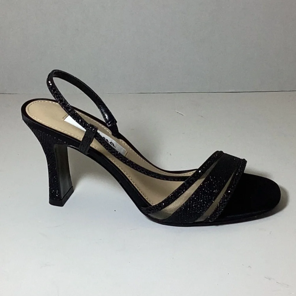 Nina Abbi heels